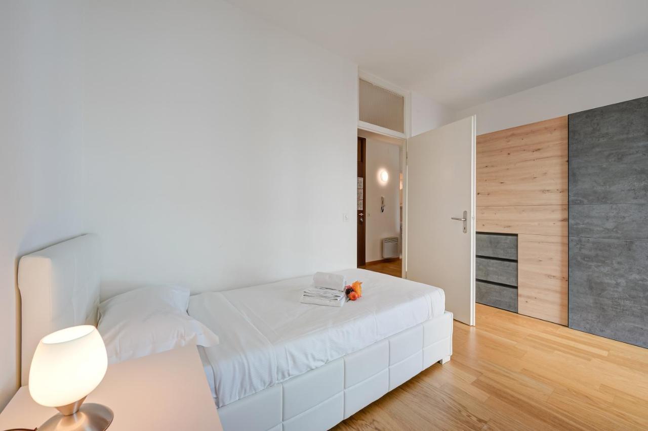 Casa Al Molo - Happy Rentals لوكارنو المظهر الخارجي الصورة